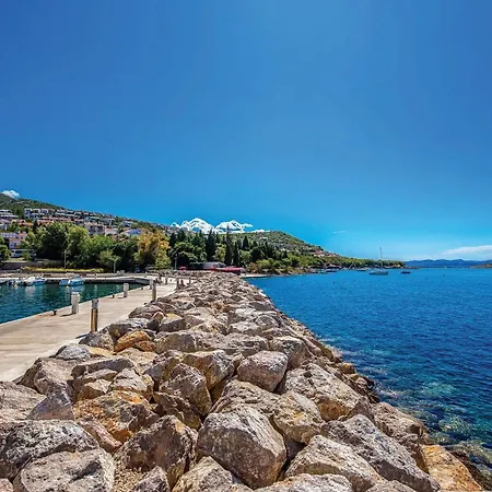 5 Bedroom Amazing Home In Klenovica Klenovica