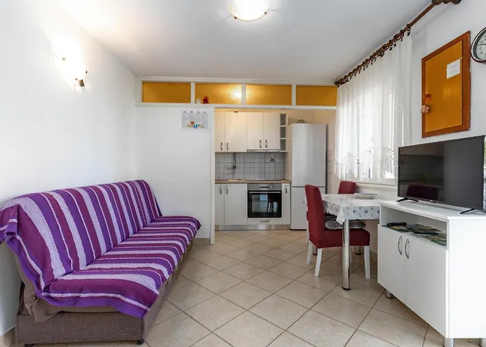 Tatil Evi 5 Bedroom Amazing Home In Klenovica Klenovica