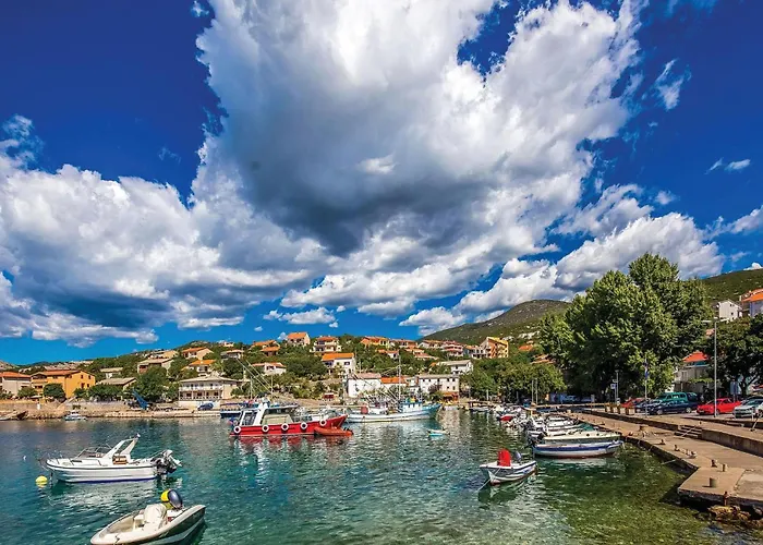 5 Bedroom Amazing Home In Klenovica Tatil Evi *